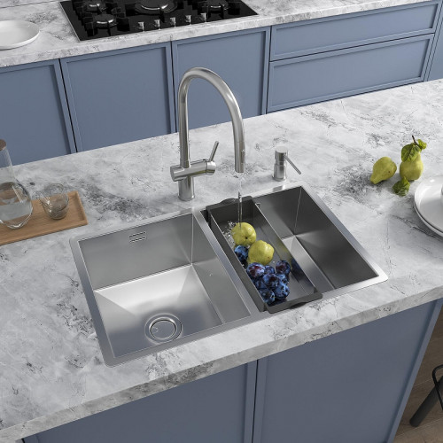 Смеситель для кухни Reflexion Lago RX9904SS цвет Полированная сталь