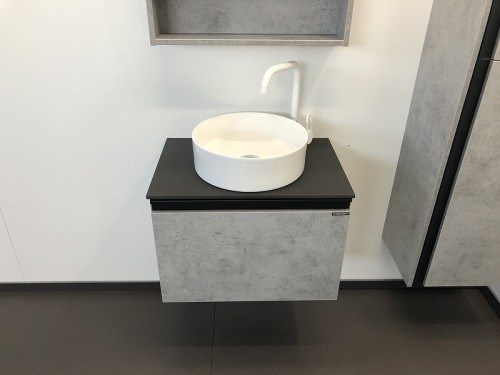 Тумба с раковиной Comforty Эдинбург 60 00-00002782 подвесная Бетон светлый МДФ / ЛДСП