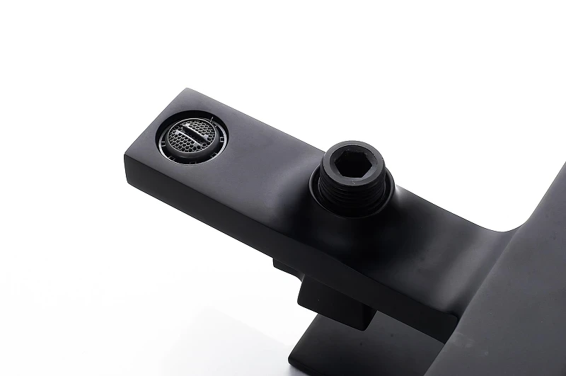 Смеситель для ванны Knotlor Stable KN-22/BL цвет Черный матовый