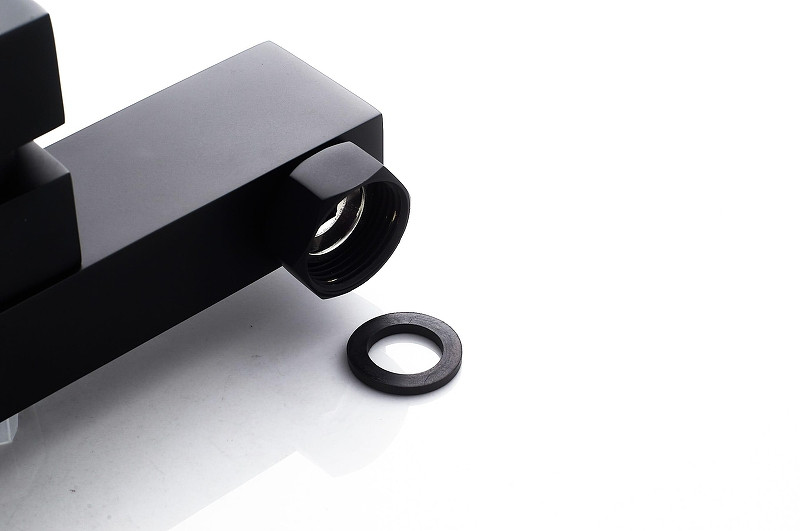 Смеситель для ванны Knotlor Stable KN-22/BL цвет Черный матовый