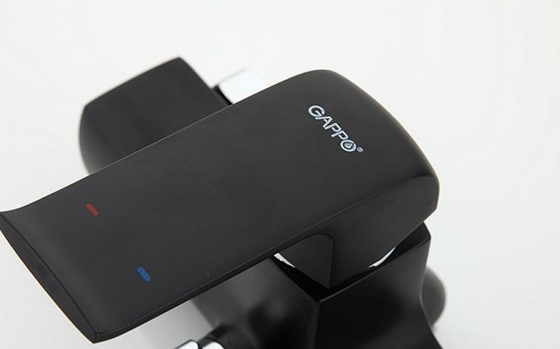 Смеситель для ванны Gappo G50 G2250 универсальный Черный матовый латунь на стену