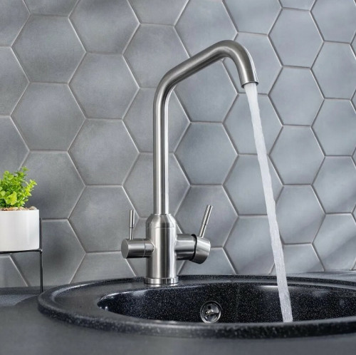 Смеситель для кухни Ростовская Мануфактура Сантехники SUS124-017F-015 Нержавеющая сталь нержавеющая сталь